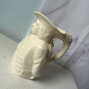 VINTAGE LENOX PORCELAIN WILLIAM PEN TOBY TUG PITCHER MADE IN USA